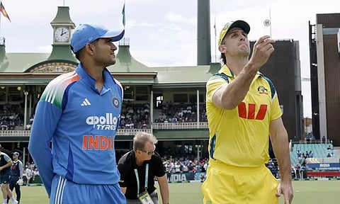 கடைசி ஒருநாள் போட்டி: ஆஸ்திரேலியா அணி பேட்டிங்... இந்திய அணியில் மாற்றம்