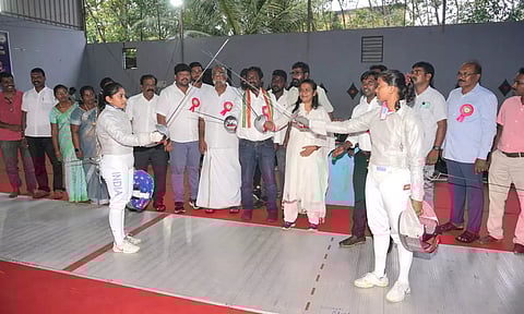 மாநில அளவிலான வாள் விளையாட்டு போட்டி- விஜய் வசந்த் எம்.பி. தொடங்கி வைத்தார்