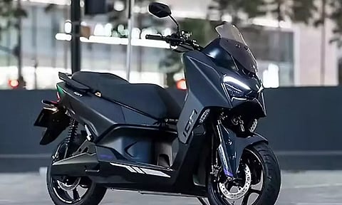 150கிமீ ரேஞ்ச் வழங்கும் எலெக்ட்ரிக் மேக்சி ஸ்கூட்டர் அறிமுகம் செய்யும் டிவிஎஸ்