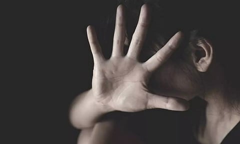 டெல்லியில் ஒருதலைக்காதலால் பயங்கரம்: கல்லூரி மாணவி மீது ஆசிட் வீச்சு