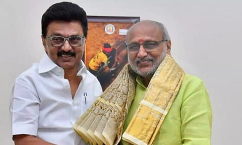 மதுரையில் துணை ஜனாதிபதி சி.பி.ராதாகிருஷ்ணனை சந்தித்து உரையாடிய முதலமைச்சர் மு.க.ஸ்டாலின்