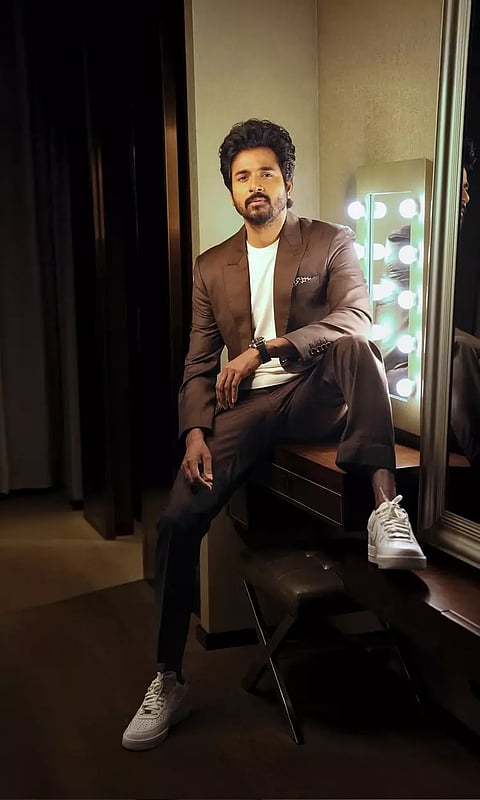 சிவகார்த்திகேயனின் New Look : இணையத்தை கலக்கும் போட்டோஷூட்