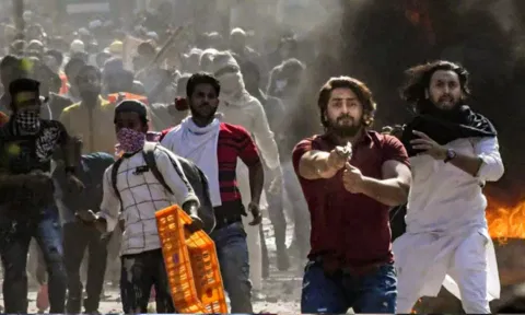 2020 டெல்லி கலவரம் ஆட்சிக் கவிழ்ப்புக்கான சதி - உச்சநீதிமன்றத்தில் காவல்துறை பிரமாண பத்திரம் தாக்கல்