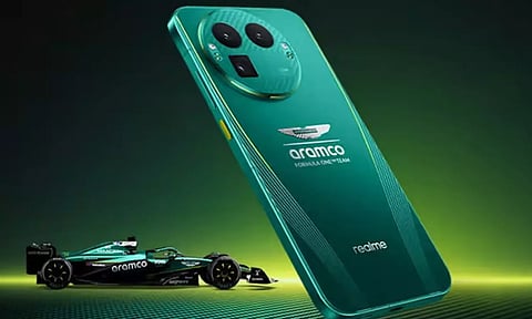 ஆஸ்டன் மார்டின் ஸ்பெஷல் எடிஷன் ஸ்மார்ட்போன்... ரியல்மியின் சூப்பர் அறிவிப்பு..!