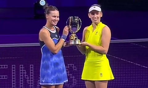 பெண்கள் டென்னிஸ் சாம்பியன்ஷிப்: இரட்டையரில் சாம்பியன் பட்டம் வென்ற குடர்மெடோவா ஜோடி