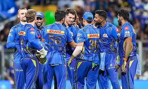 யாரையும் மாற்ற தேவையில்லை: மும்பை இந்தியன்ஸ் ஒரு GUN அணி.. முன்னாள் சிஎஸ்கே வீரர்