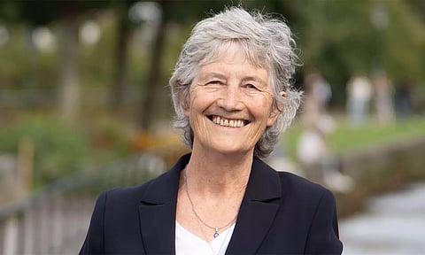 அயர்லாந்தின் 3-வது பெண் அதிபராக பதவியேற்ற கேத்தரின்