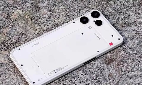 இரண்டு நிறங்களில் இந்தியா வரும் நத்திங் ஸ்மார்ட்போன்... எந்த மாடல்?