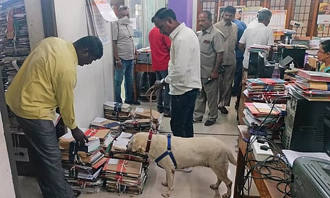 சேலம் கலெக்டர் அலுவலகத்துக்கு மீண்டும் வெடிகுண்டு மிரட்டல்