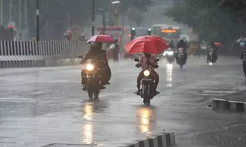 தமிழகத்தில் நாளை 4 மாவட்டங்களுக்கு ஆரஞ்ச் எச்சரிக்கை