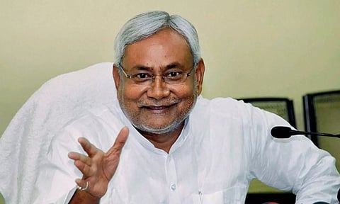 10-வது முறையாக பீகார் முதல்-மந்திரியாக நிதிஷ்குமார் இன்று பதவியேற்கிறார்