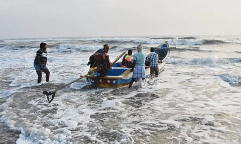 செங்கல்பட்டு மாவட்ட கடலோர பகுதிகளில் 'சாகர் கவாச்-2025' கடலோர பாதுகாப்பு ஒத்திகை தொடங்கியது