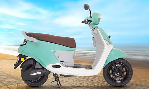 பெண்கள், கல்லூரி மாணவிகளுக்கு மானிய விலையில் இ-ஸ்கூட்டர் - தேர்தலுக்கு முன் நடைமுறைப்படுத்த அரசு தீவிரம்