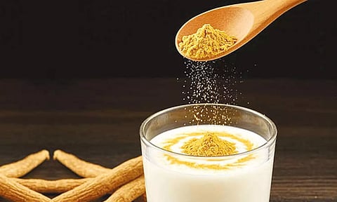 வறட்டு இருமலை விரட்டும் அதிமதுர மிளகுப்பால்