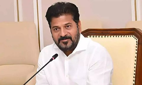 பெண்கள் தயாரிக்கும் பொருட்களை விற்பனை செய்ய அமேசான் உடன் பேச்சுவார்த்தை: தெலுங்கானா முதல்வர்