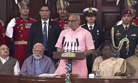 அரசியலமைப்பு அறிவு, வாழ்ந்த அனுபவம், தியாகங்கள், நம்பிக்கைகள், அபிலாஷைகளிலிருந்து பிறந்தது - சி.பி.ராதாகிருஷ்ணன்