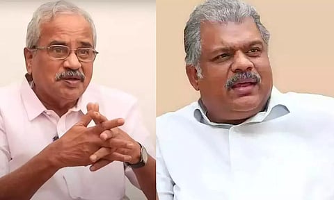 தமிழருவி மணியன் தனது கட்சியை, ஜி.கே.வாசனின் தமிழ் மாநில காங்கிரசில் இணைப்பதாக அறிவித்தார்