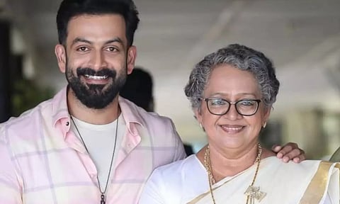 பிரித்விராஜை சினிமா துறையிலிருந்து அழிக்க முயற்சி - தாயார் பகீர் குற்றச்சாட்டு