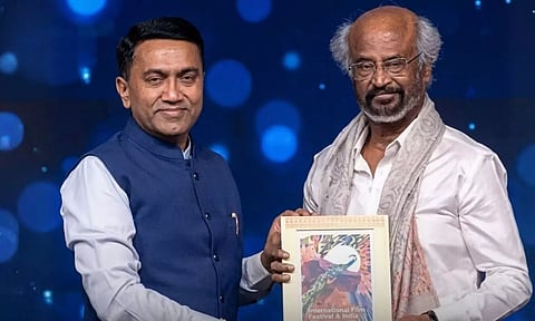 கோவா சர்வதேச திரைப்பட விழாவில் 'வாழ்நாள் சாதனையாளர் விருது' பெற்ற ரஜினிகாந்த்!