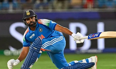 100 பந்துகளை சந்தித்தும் சிக்சர் அடிக்க முடியல- ரோகித்தை திணறவிட்ட வெஸ்ட் இண்டீஸ் வீரர்