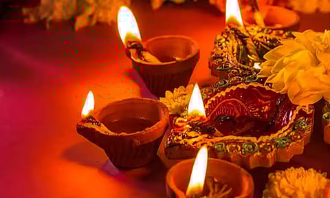 இறைவன் ஜோதியாக காட்சி தரும் திருக்கார்த்திகை