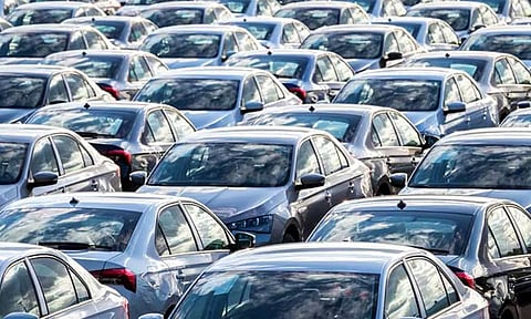 நவம்பர் மாதத்தில் வாகனங்களின் பதிவு 18 சதவீதம் குறைவு