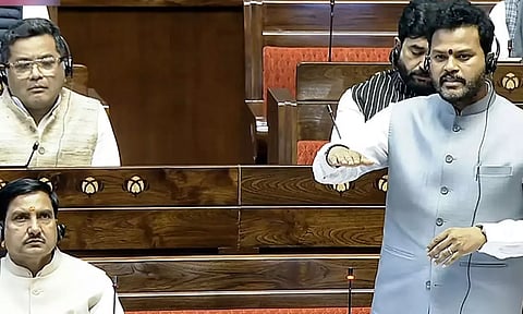 எவ்வளவு பெரிய விமான நிறுவனமாக இருந்தாலும் நடவடிக்கை உறுதி: மக்களவையில் மந்திரி பதில்