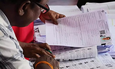 SIR படிவங்களை ஒப்படைக்க இன்றே கடைசி நாள்