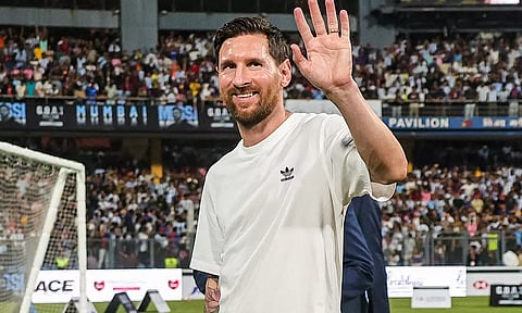 பனிமூட்டத்தால் விமான சேவை பாதிப்பு- மெஸ்சி டெல்லி செல்வதில் தாமதம்