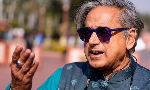 MGNREGA: மகாத்மா காந்தி பெயரை நீக்கும் முடிவு - சசி தரூர் என்ன சொன்னார் தெரியுமா?