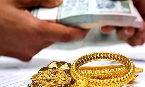 நகைக்கடனில் கை வைத்த ரிசர்வ் வங்கி... இனி தங்கம் விலை உயர்ந்தாலும் பயன் இல்லை - அட போங்கப்பா!