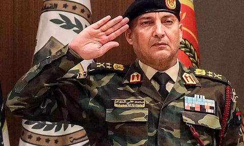 லிபியாவில் சோகம்: விமான விபத்தில் ராணுவ தளபதி உள்பட 5 பேர் உயிரிழப்பு