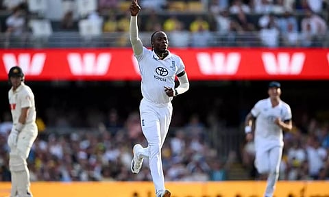 ஆஷஸ் தொடரின் 4-வது டெஸ்ட்: 2 மாற்றத்துடன் இங்கிலாந்து லெவன் அறிவிப்பு