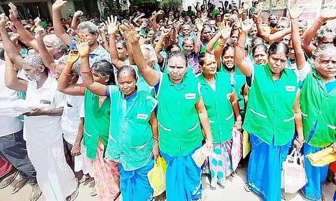 2025 REWIND... பல்வேறு கோரிக்கை... பல்வேறு கட்ட போராட்டம்... தொடரும் தூய்மை பணியாளர்களின் சோகம்