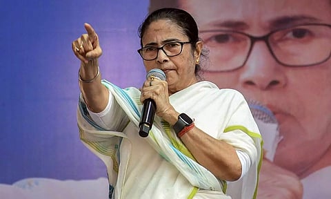 ஏ.ஐ. பயன்படுத்தி SIR: இது மிகப்பெரிய மோசடி- மம்தா பானர்ஜி பரபரப்பு குற்றச்சாட்டு