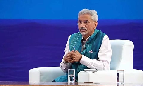 தவறாக புரிந்து கொள்வதை தடுக்க மற்றவர்களுடன் தொடர்பு கொள்வது முக்கியம்: சென்னை ஐஐடி-யில் ஜெய்சங்கர் பேச்சு