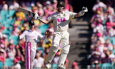 சிட்னி டெஸ்ட்: பிராட்மேன் சாதனையை முறியடித்த ஸ்டீவ் ஸ்மித்