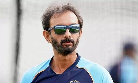 மலிங்காவை தொடர்ந்து இலங்கை அணியில் இணைந்த இந்திய பயிற்சியாளர்