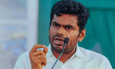 ஆசிரியர்கள் மீது அடக்குமுறை.. சமூக நீதி என்பதெல்லாம் வெறும் நாடகமா?- அண்ணாமலை