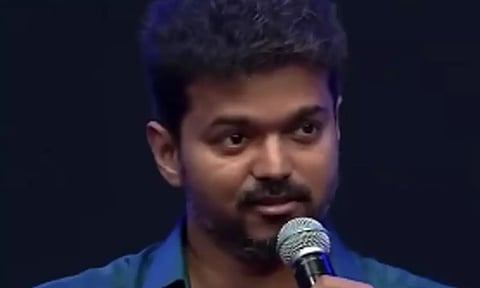 தர்மம், நியாயம் தான் ஜெயிக்கும் - ஆனால் கொஞ்சம் லேட்டாகும் - 'சர்கார்' விழாவில் விஜய் பேசியது வைரல்