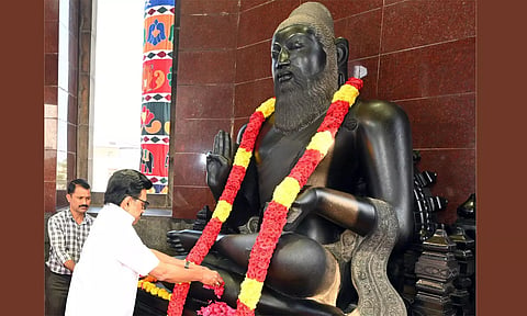 அய்யன் வள்ளுவர் சொன்ன அறநெறிவழியில் நம் வாழ்வு அமையட்டும்! - மு.க.ஸ்டாலின்