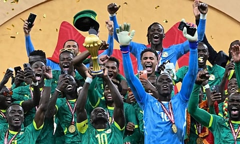 போட்டியின் பாதியில் வெளியேறி மீண்டும் களம் திரும்பி வாகை சூடிய செனகல்- புகார் அளித்த மொராக்கோ