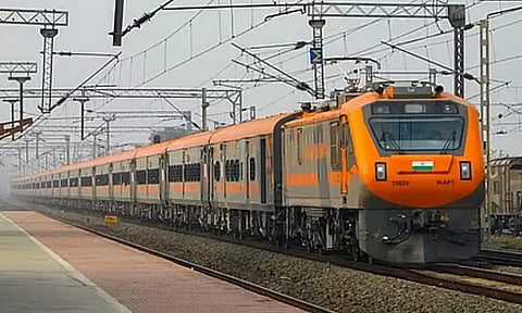 தமிழகம்-மேற்கு வங்காளம் இடையேயான 3 அம்ரித் பாரத் ரெயில்களுக்கான கால அட்டவணை வெளியீடு