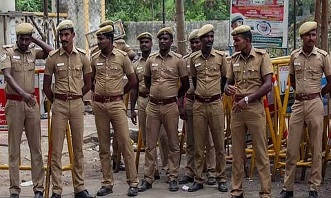 குடியரசு தின விழா கொண்டாட்டம் - சென்னையில் 7,500 போலீசார் பாதுகாப்பு