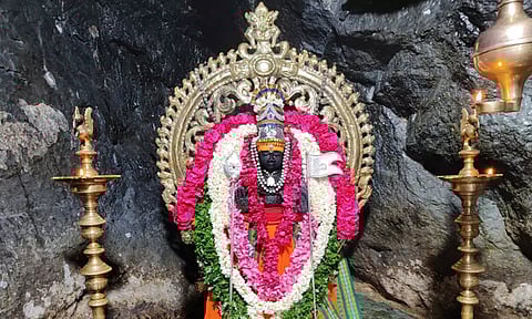 திருமணம் - குழந்தை வரம் தரும் தோரணமலை முருகன்!