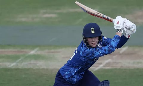 U19 உலகக் கோப்பை அரையிறுதி: ஆஸ்திரேலியா வெற்றிபெற 278 ரன்களை இலக்கு நிர்ணயித்த இங்கிலாந்து