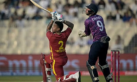 டி20 உலகக் கோப்பை: ஸ்காட்லாந்துக்கு 183 ரன்கள் இலக்கு நிர்ணயித்துள்ளது வெஸ்ட் இண்டீஸ்