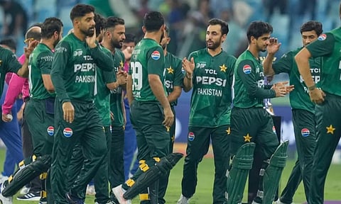பல்டி அடித்த பாகிஸ்தான்.. டி20 உலகக்கோப்பையில் இந்தியாவுடன் விளையாட சம்மதம்!