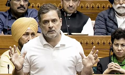 இந்தியாவை விற்றதில் உங்களுக்கு வெட்கமாக இல்லையா?.. மக்களவையில் ராகுல் காந்தி சரமாரி கேள்வி