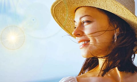 காலை- பிற்பகல்: சூரிய ஒளியில் வைட்டமின் டி அதிகம் கிடைக்கும் நேரம் எது?